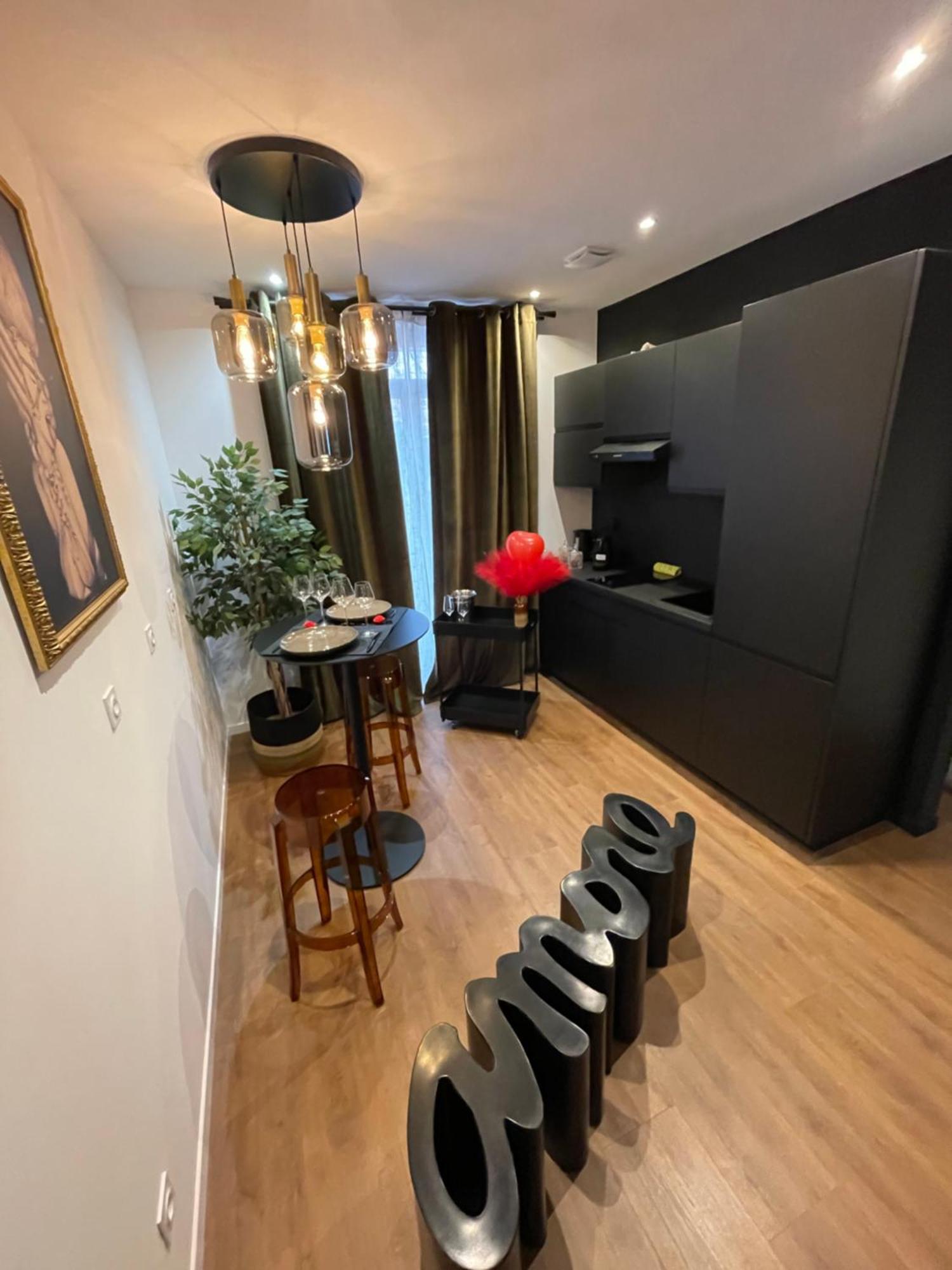 Love Room Casa Amore Prades  Zewnętrze zdjęcie